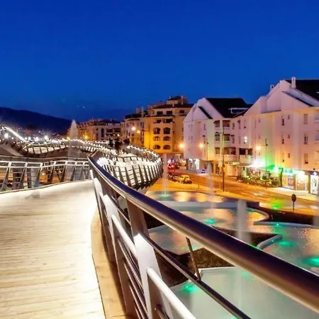 Deluxe 3 Bedroom By Aqua Apartments, Marbella