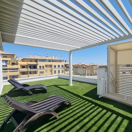 Deluxe 3 Bedroom By Aqua Apartments, * מארבלה